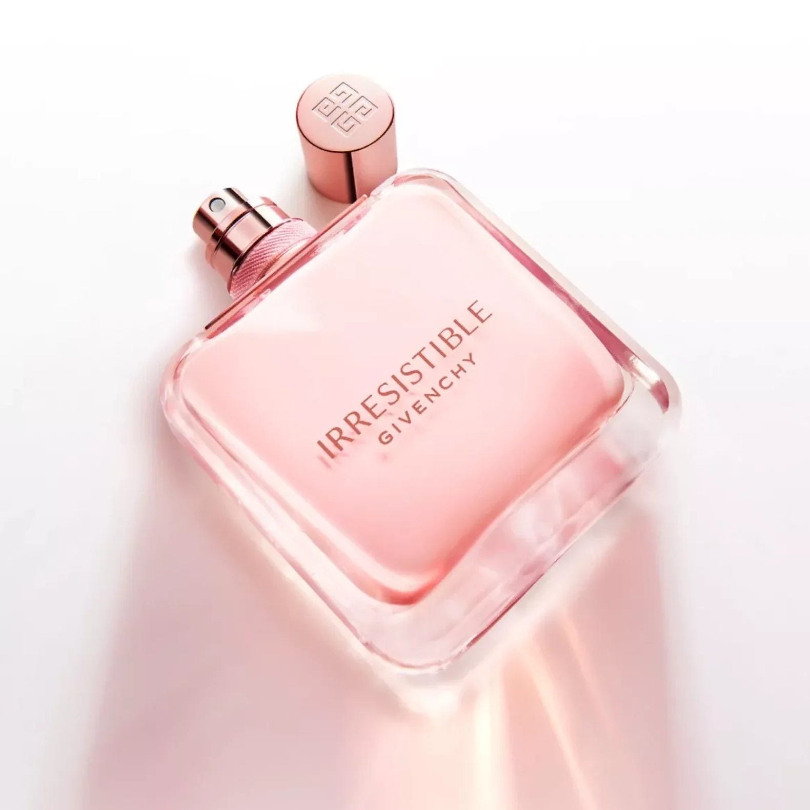 3066-irresistible-rose-velvet-2-5-oz-edp-for-women-1.webp