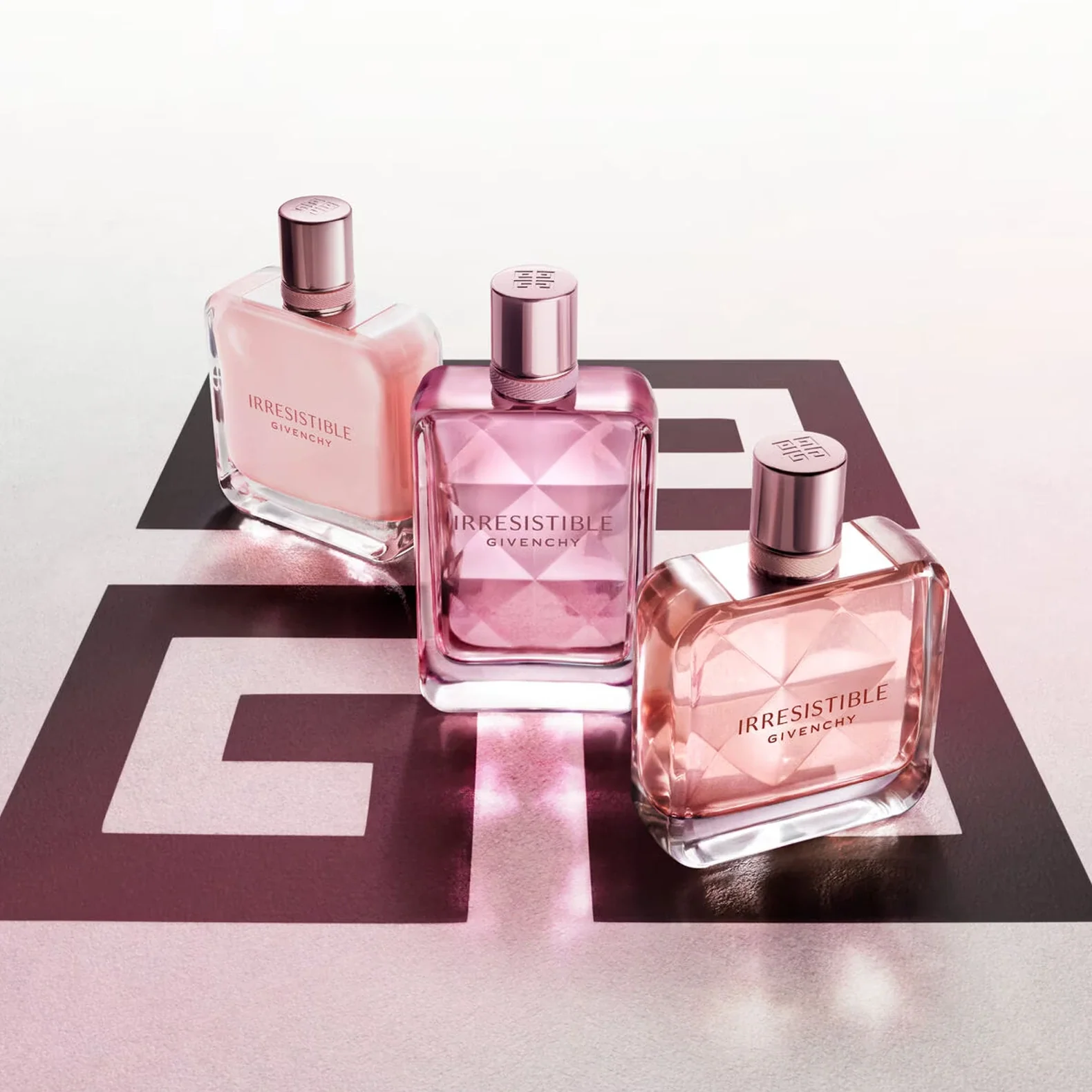 3066-irresistible-rose-velvet-2-5-oz-edp-for-women-1.webp